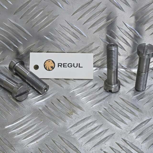 Винт по заданию заказчика
#токарнаяобработка #токарьчпу #токарь