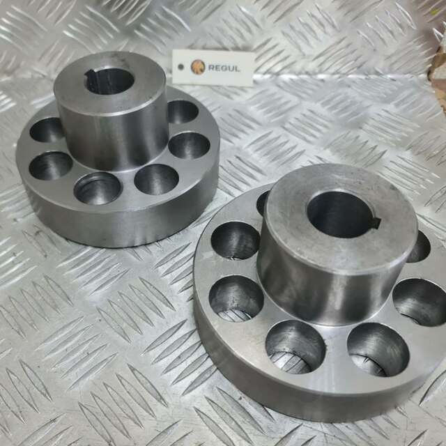 Полумуфта по чертежу заказчика
#токарнаяобработка #токарьчпу #токарь
#фрезеровкачпу #фрезеровка #фреза