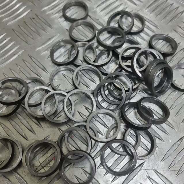 Шайба по заданию заказчика
#токарнаяобработка #токарьчпу #токарь