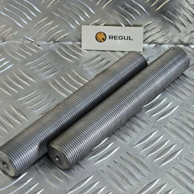 Шпилька по заданию заказчика
#токарнаяобработка #токарьчпу #токарь